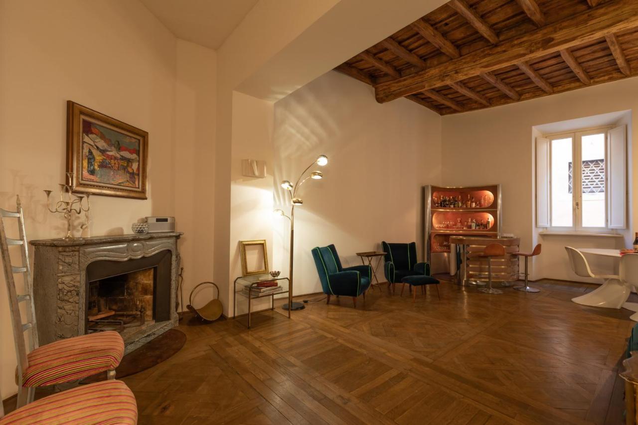 Chic And Style In Historical Via Giulia Apartman Róma Kültér fotó