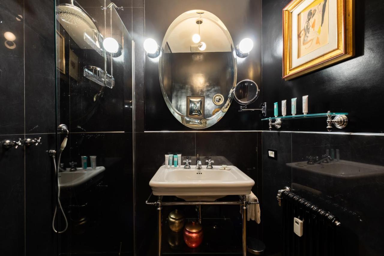 Chic And Style In Historical Via Giulia Apartman Róma Kültér fotó